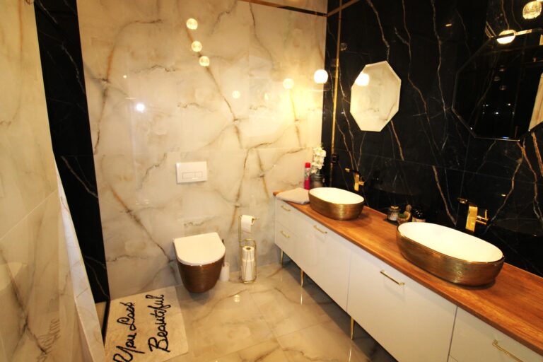 Apartament w centrum Nowego Dworu Mazowieckiego. B. wysoki standard.