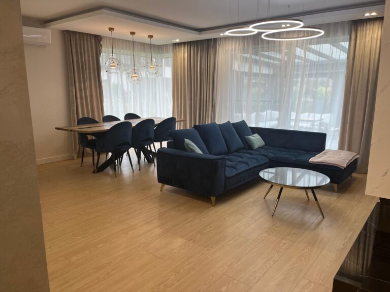 Dom wolnostojący. Wykończony