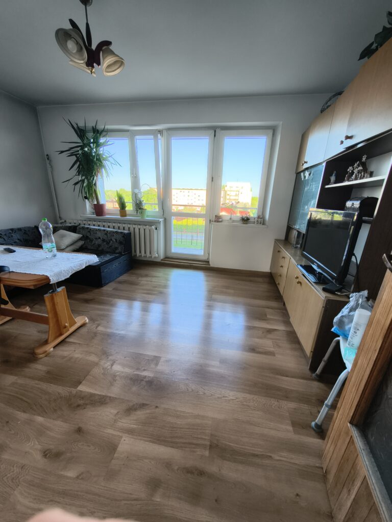 4 pokoje. 64 m2. Legionowo